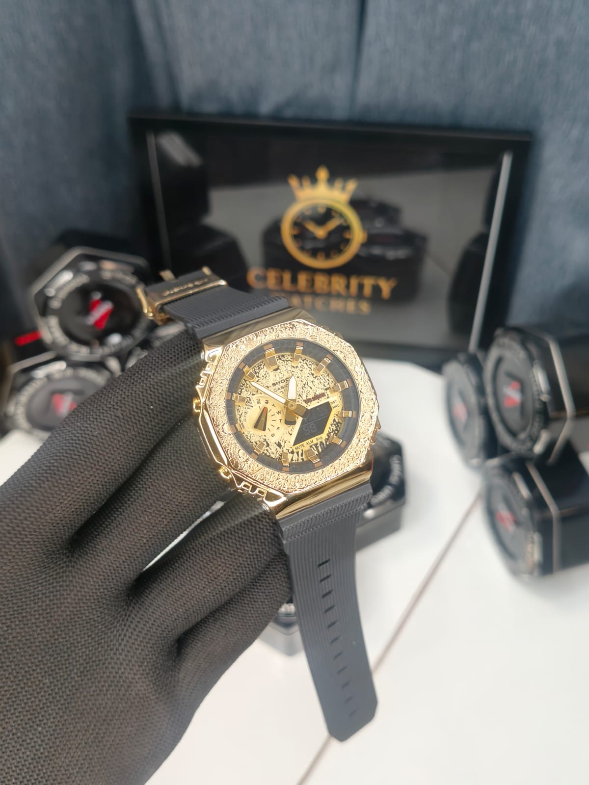 ANALOG-DIGITAL 2100 Series GM-2100G-1A9-a Vintage black golden