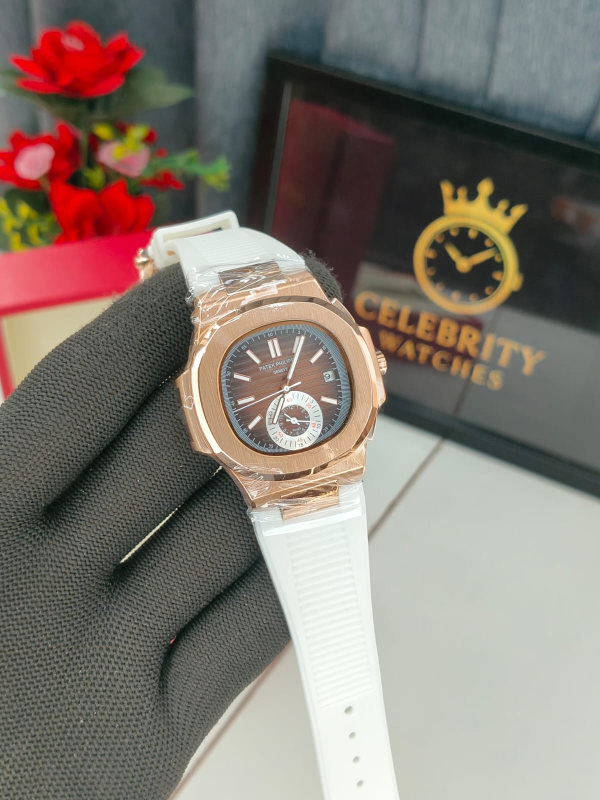 Patek Phillippee Nautilus Trending White Silicone belt brown Dial